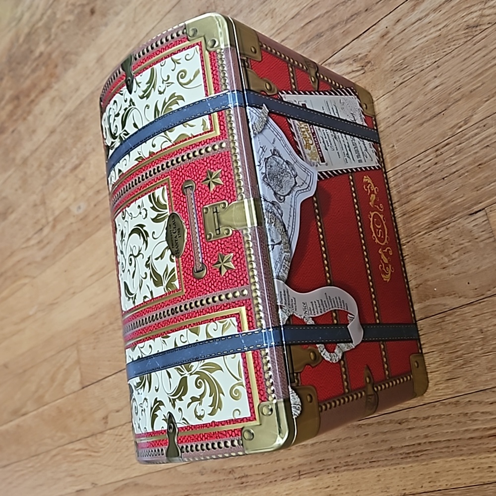 Santa Claus Trunk Cookie Tin